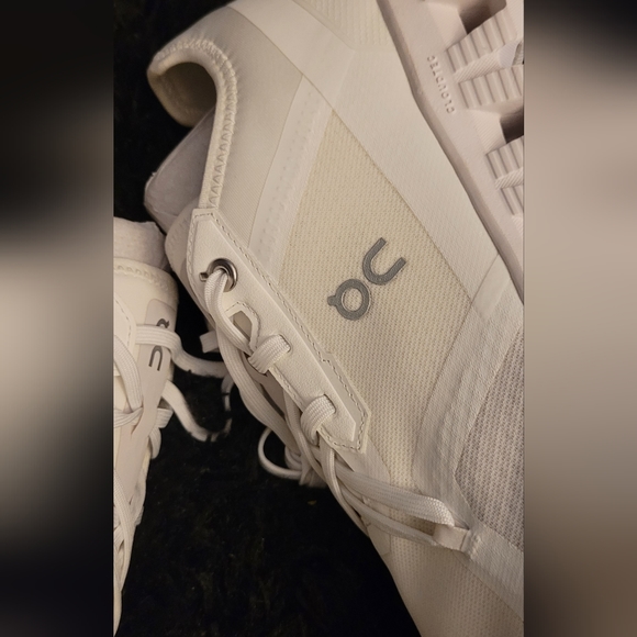 On Running Women Cloud X AD size 9.5 - Picture 3 of 16